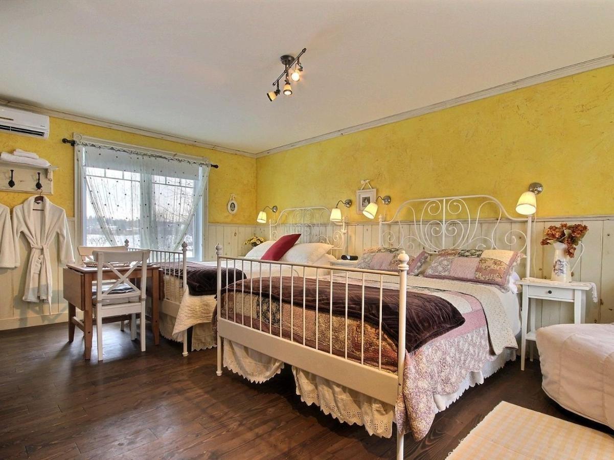 Chambre avec 2 Grands Lits Queen-Size