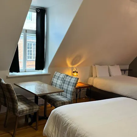E-Hotel Des Grisons-3